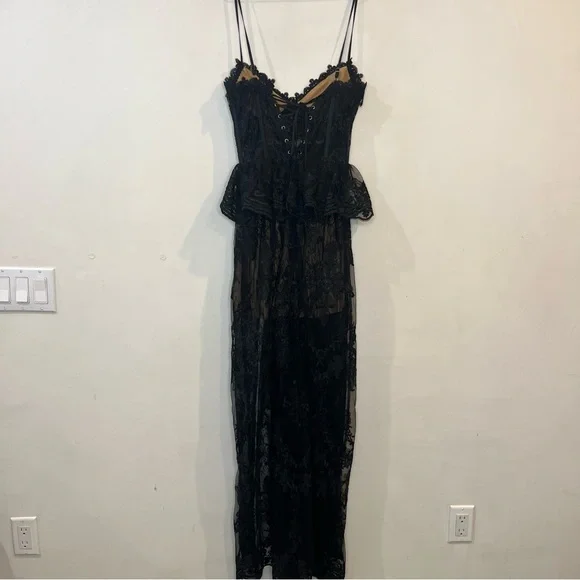 V. Chapman Ophilia lace maxi Dress in Black size 2